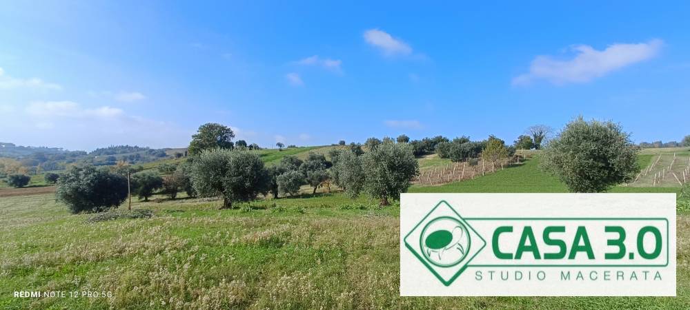 villa in vendita a Macerata in zona Montanello
