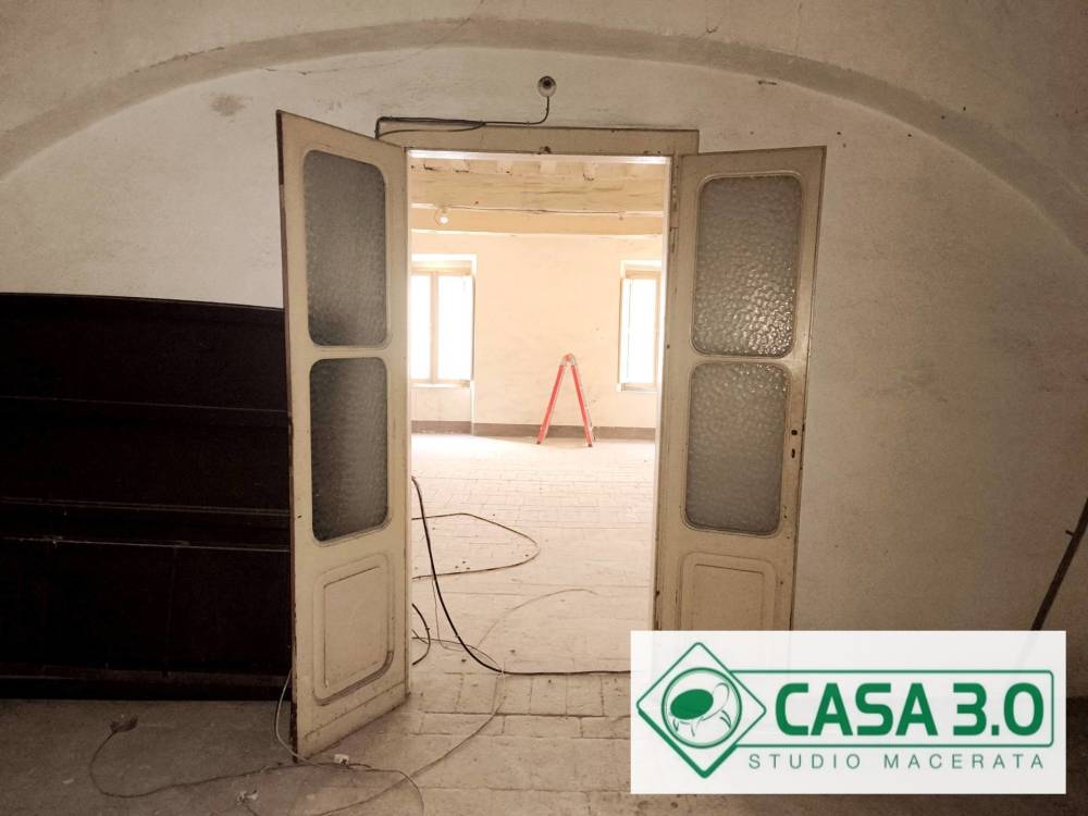 locale di sgombero in vendita a Macerata