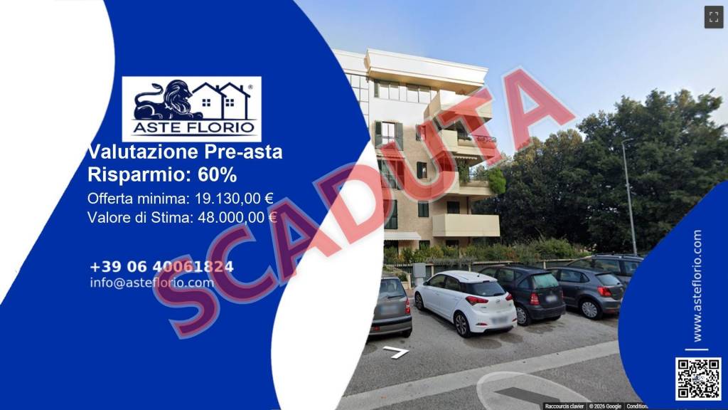 locale commerciale in vendita a Macerata