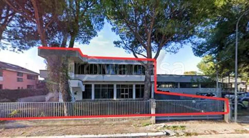 ufficio in vendita a Macerata