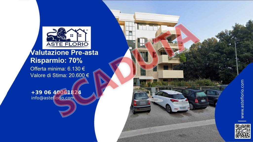 locale commerciale in vendita a Macerata