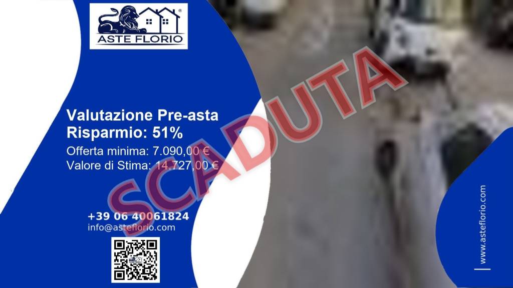 locale commerciale in vendita a Macerata