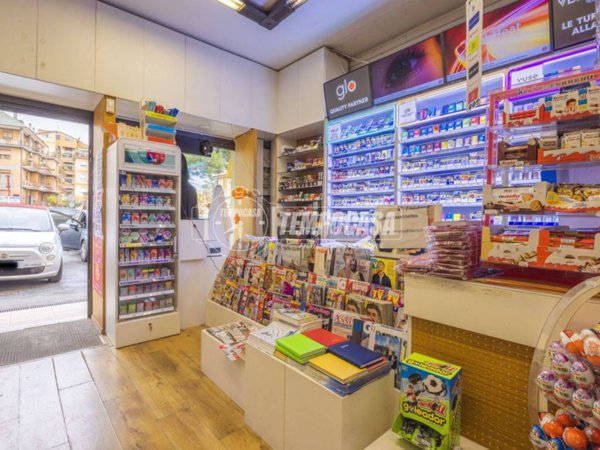 negozio in vendita a Macerata