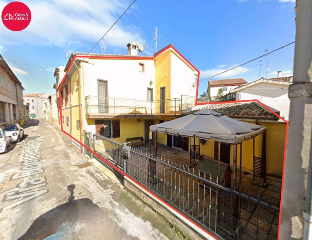 casa indipendente in vendita a Macerata in zona Villa Potenza