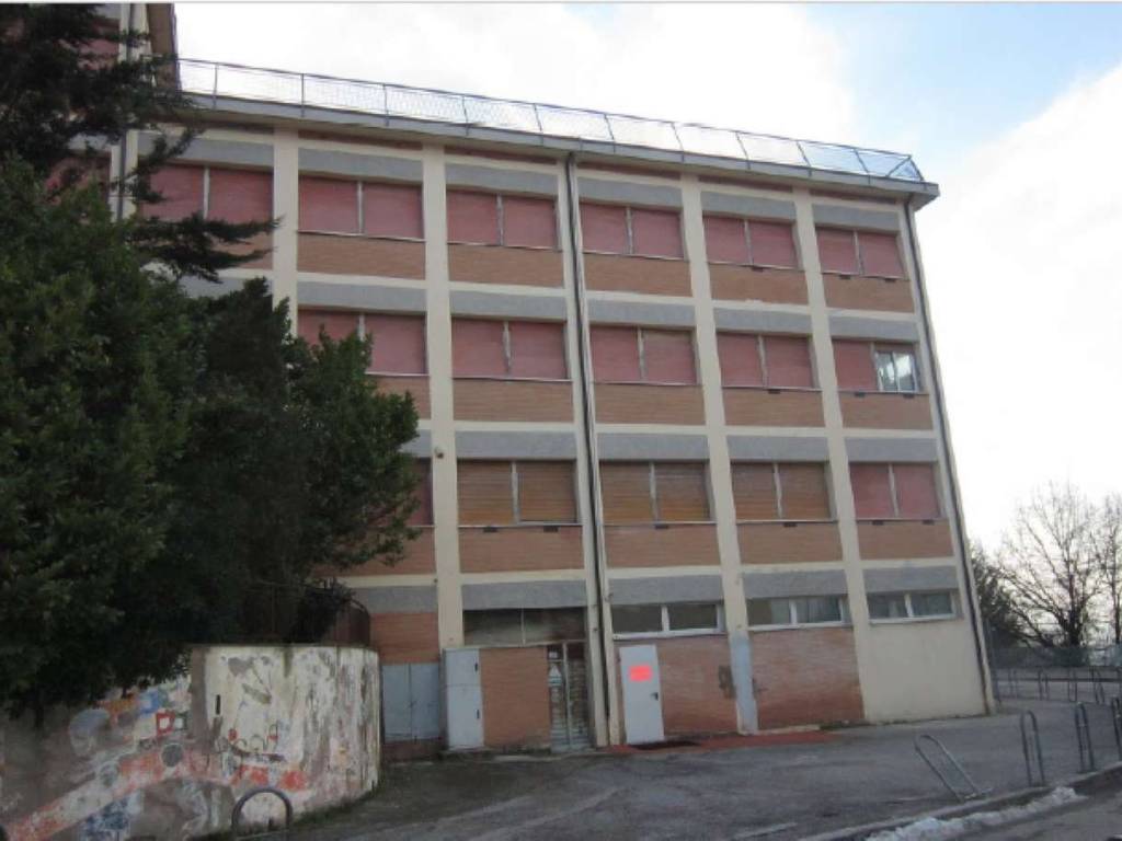 intera palazzina in vendita a Macerata