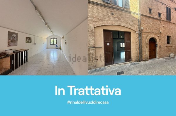 casa indipendente in vendita a Macerata