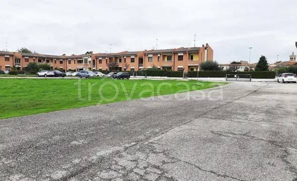 terreno edificabile in vendita a Macerata in zona Villa Potenza