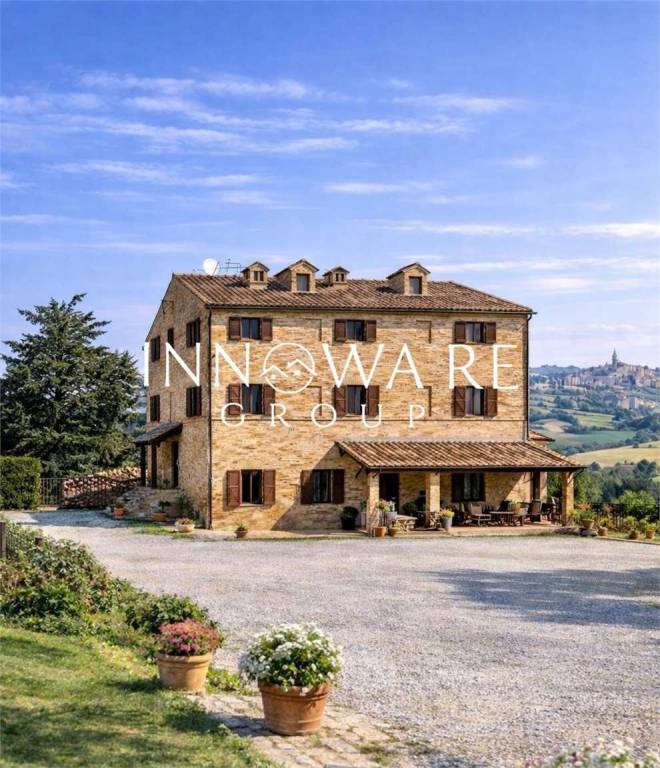 appartamento in vendita a Macerata in zona Santa Maria del Monte