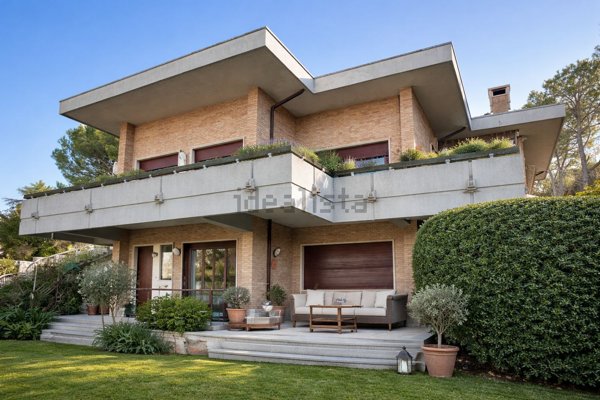 casa indipendente in vendita a Macerata in zona Montanello