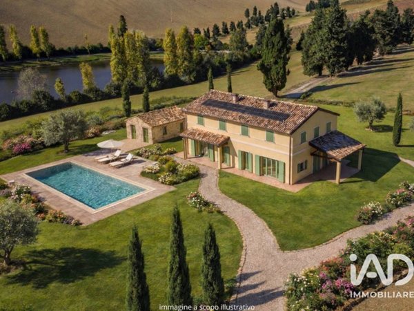 casa indipendente in vendita a Macerata in zona Santa Maria del Monte