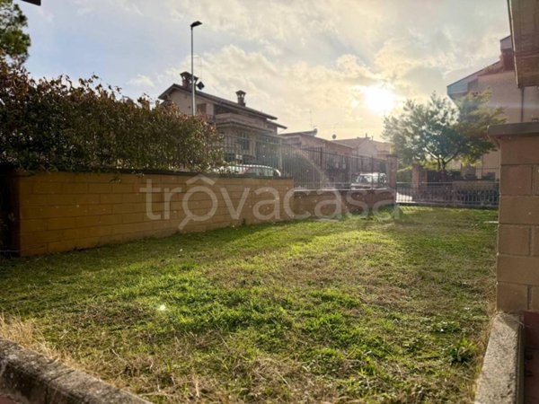 appartamento in vendita a Macerata in zona Sforzacosta