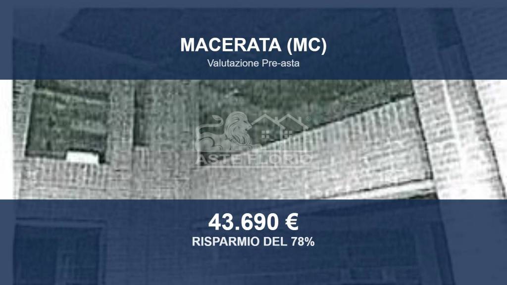 locale commerciale in vendita a Macerata