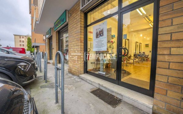 negozio in vendita a Macerata