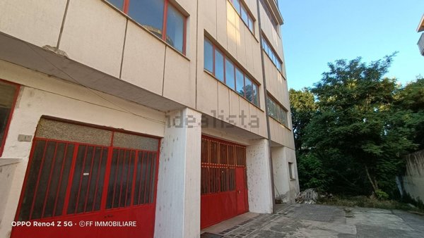 casa indipendente in vendita a Matelica