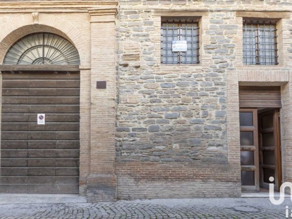 intera palazzina in vendita a Matelica