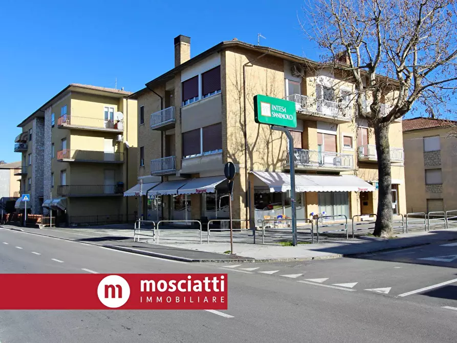 locale commerciale in vendita a Matelica