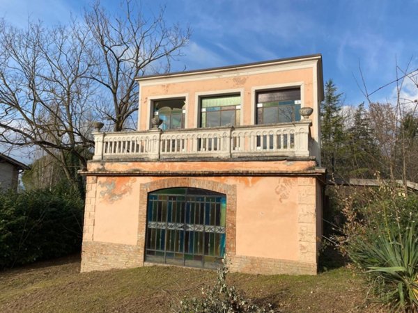 casa indipendente in vendita a Matelica
