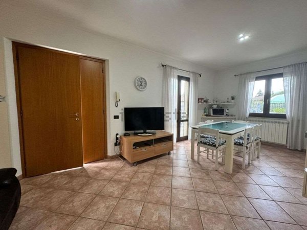 casa indipendente in vendita a Matelica