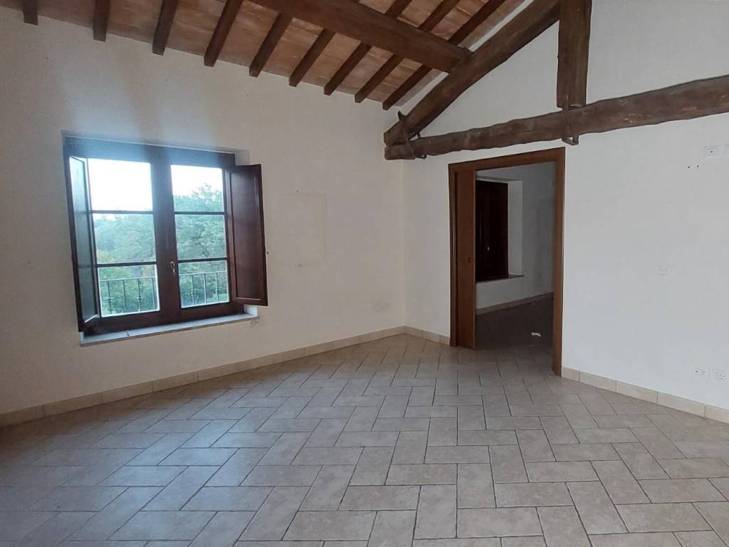 negozio in vendita a Matelica