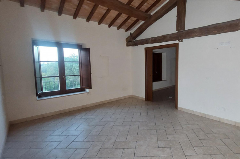 negozio in vendita a Matelica