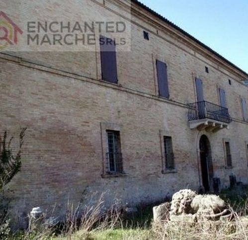casa indipendente in vendita a Matelica in zona Terricoli