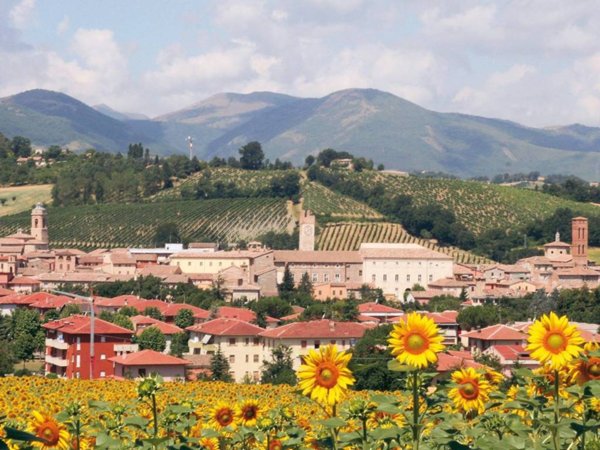 casa indipendente in vendita a Matelica