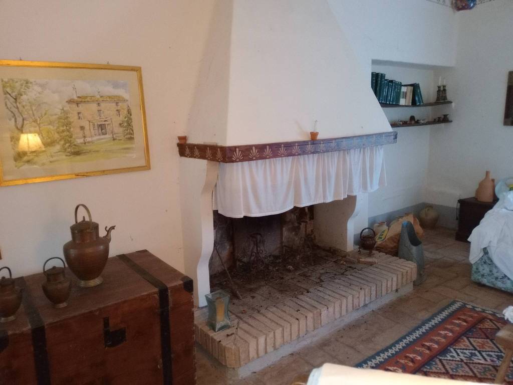 casa indipendente in vendita a Matelica