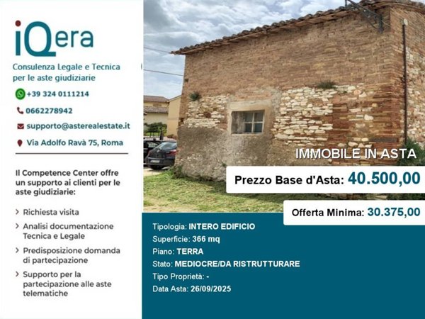 locale di sgombero in vendita a Matelica in zona Piane