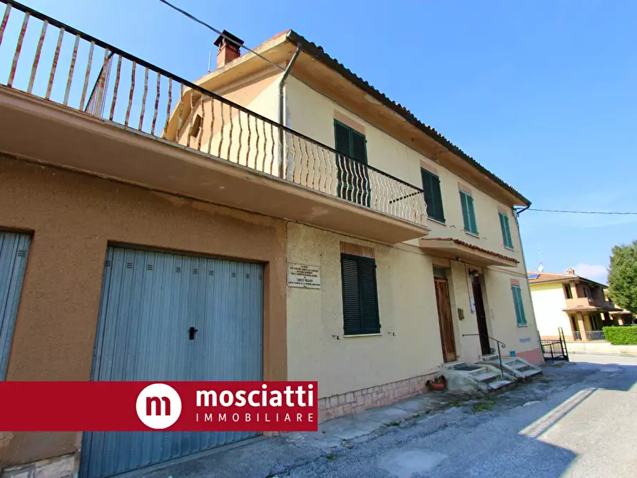 casa indipendente in vendita a Matelica