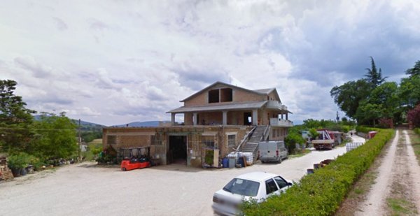 casa indipendente in vendita a Matelica