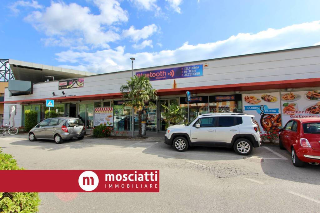 negozio in vendita a Matelica