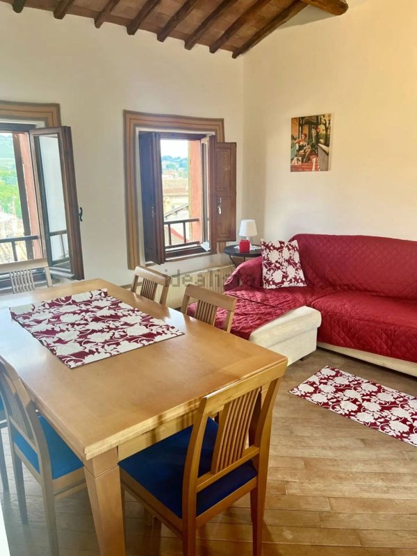 appartamento in vendita a Matelica in zona Mistriano