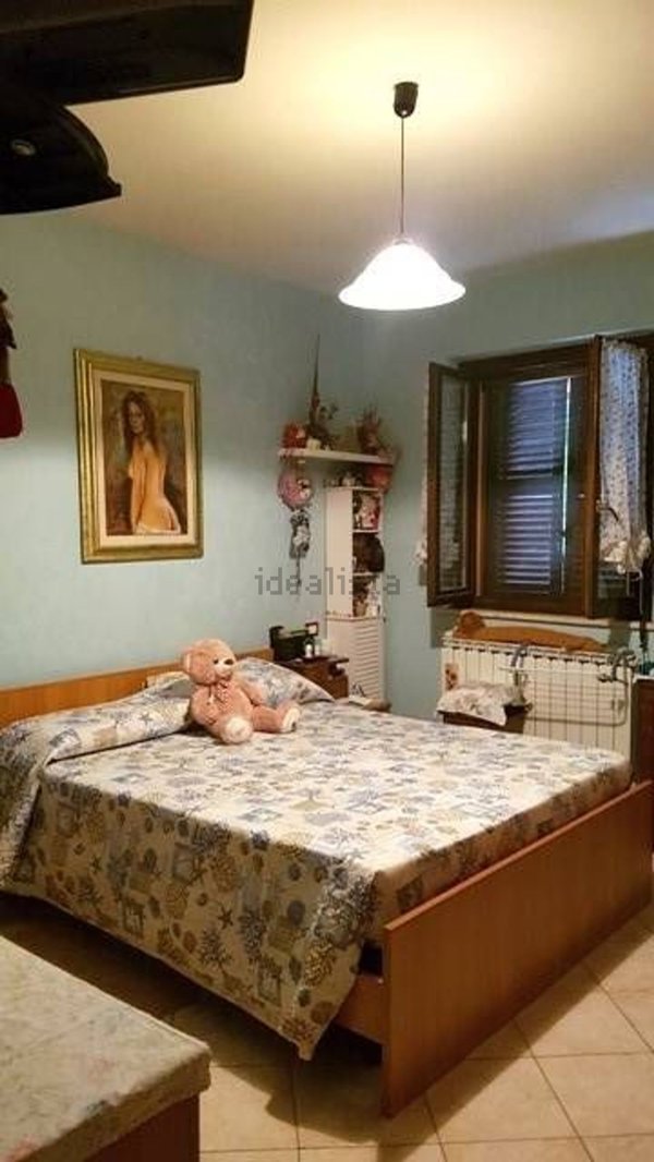 casa indipendente in vendita a Matelica in zona Pezze