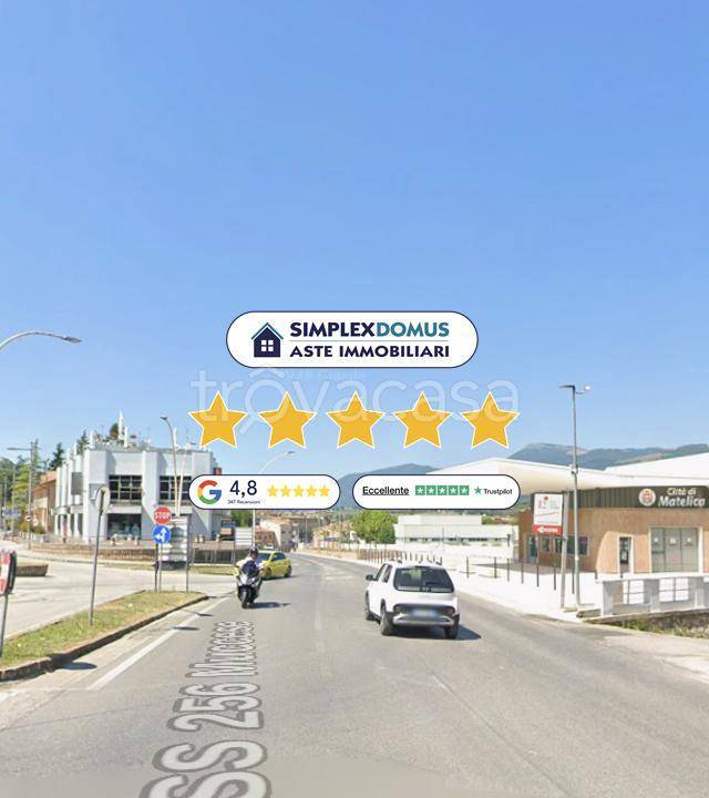 casa indipendente in vendita a Matelica
