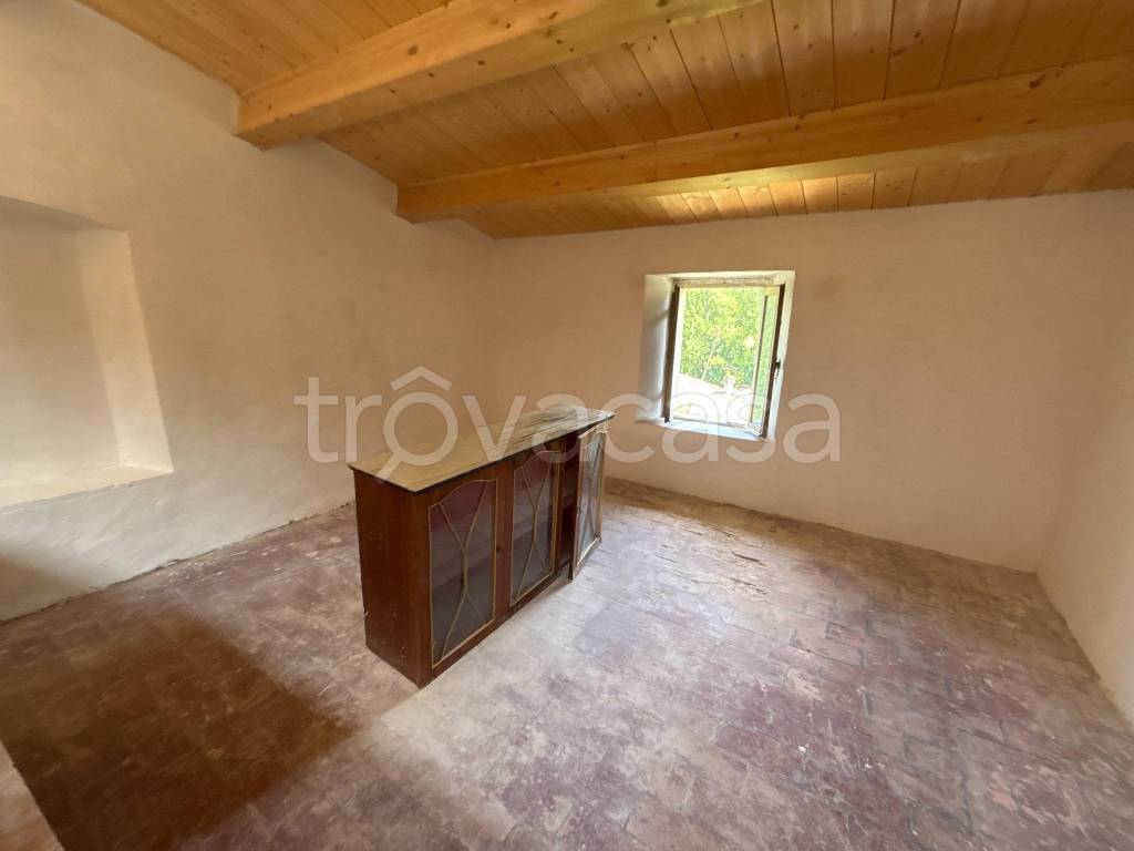 casa indipendente in vendita a Matelica in zona Braccano