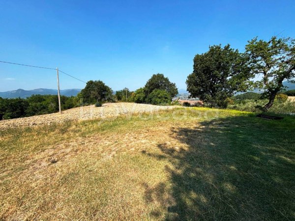 terreno in vendita a Matelica in zona Colferraio