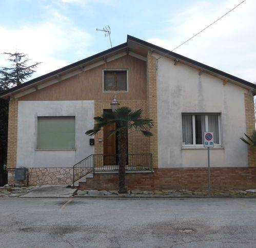 casa indipendente in vendita a Mogliano