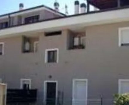 locale di sgombero in vendita a Mogliano