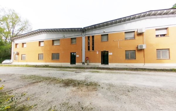 locale commerciale in vendita a Mogliano