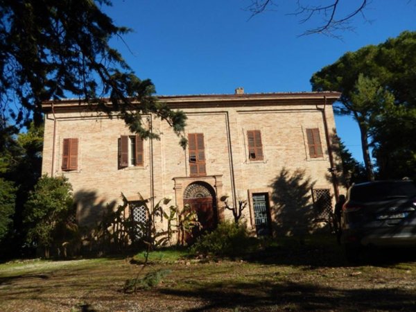 villa in vendita a Montecassiano