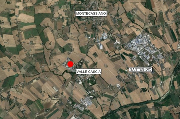terreno edificabile in vendita a Montecassiano in zona Valle Cascia