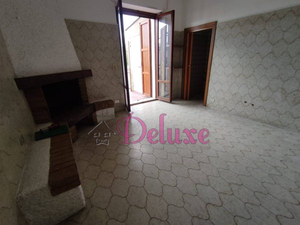 casa indipendente in vendita a Montecassiano in zona Sambucheto