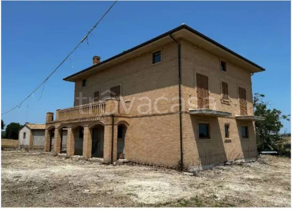 casa indipendente in vendita a Montecassiano