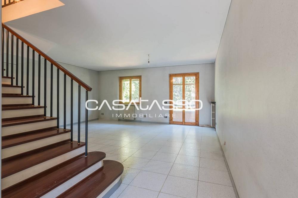 casa indipendente in vendita a Montecassiano in zona Valle Cascia