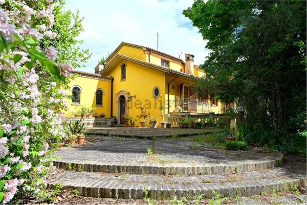 casa indipendente in vendita a Montecassiano
