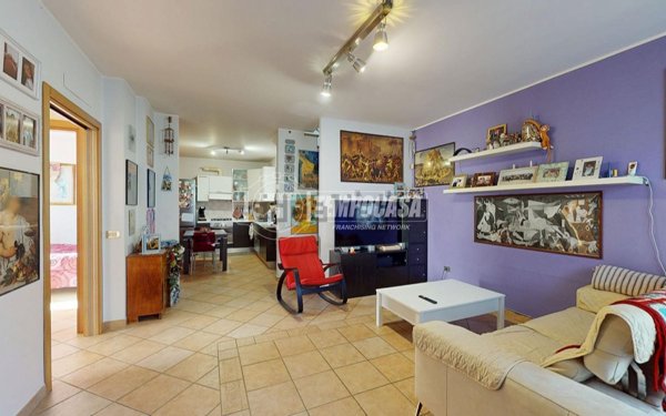 appartamento in vendita a Montecassiano in zona Valle Cascia