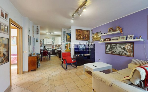 appartamento in vendita a Montecassiano in zona Valle Cascia