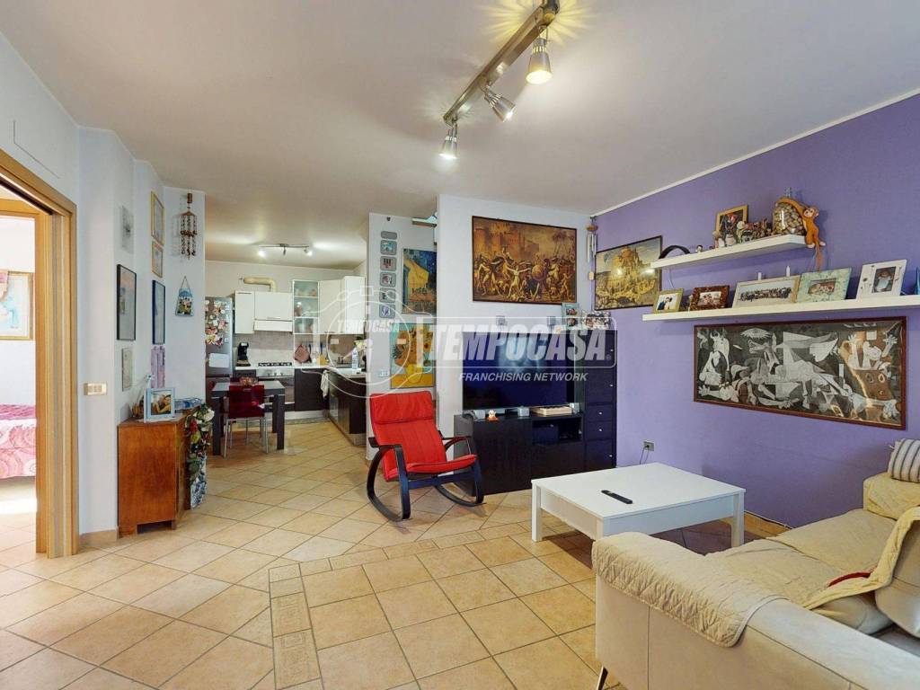 appartamento in vendita a Montecassiano in zona Valle Cascia