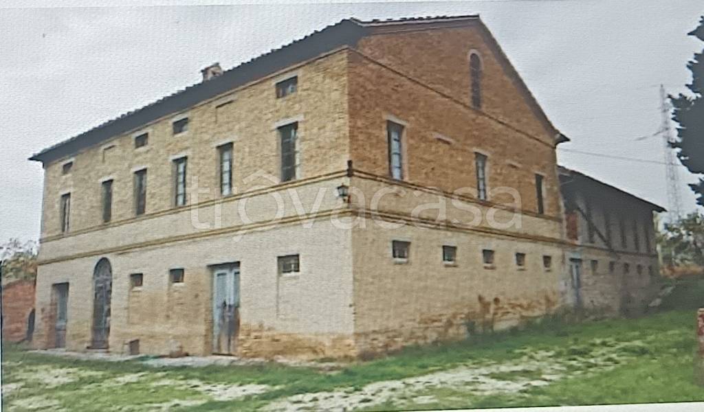 casa indipendente in vendita a Montecassiano in zona Valle Cascia