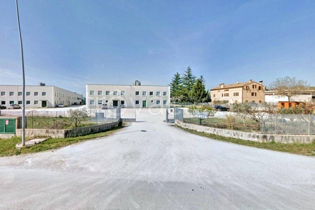 terreno edificabile in vendita a Montecassiano